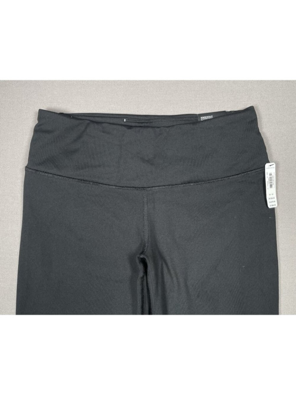 NWT Victoria Sport Knockout Black Tight Leggings 28" - Women Size Medium - Picture 7 of 15